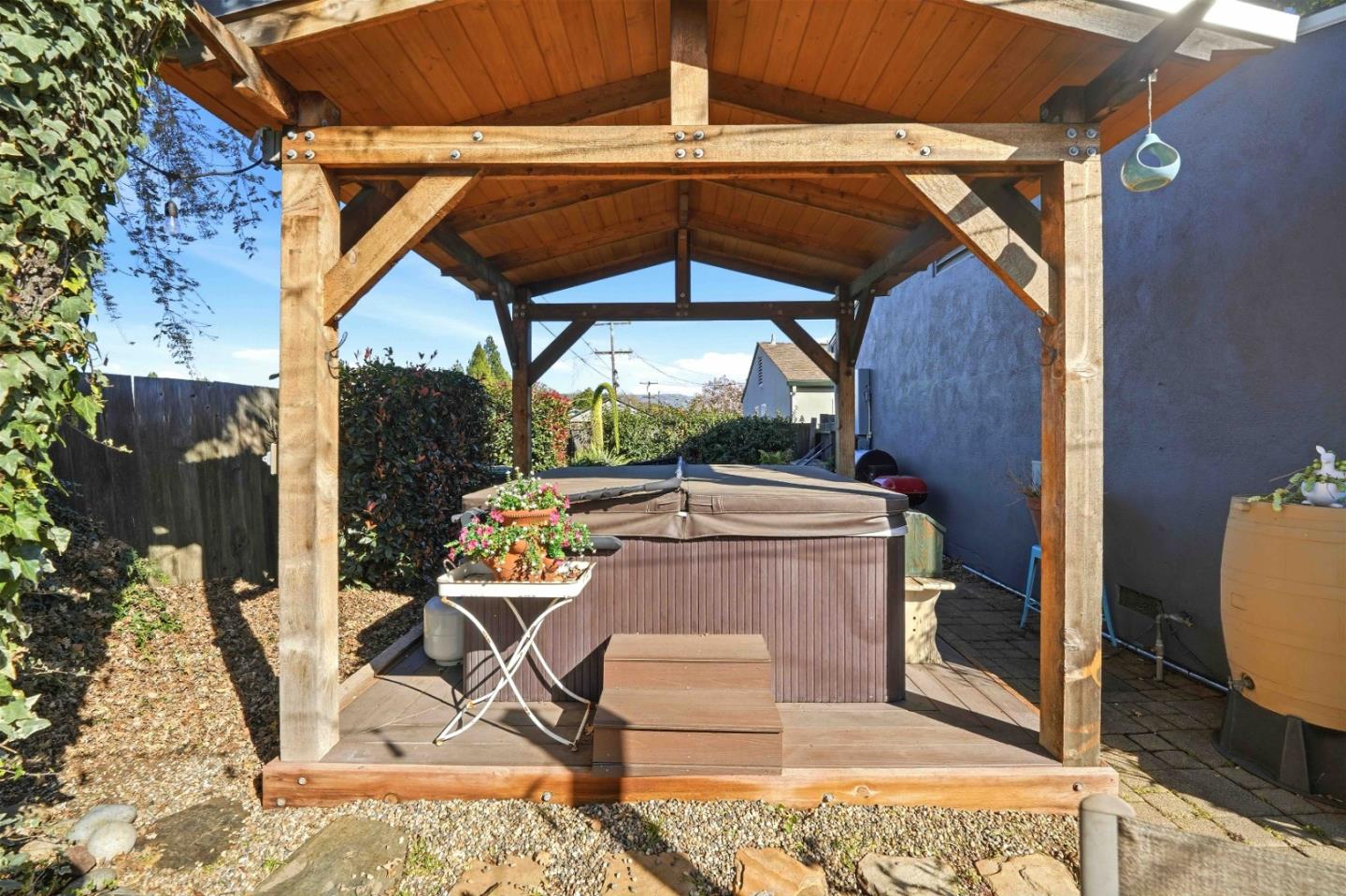 545 West Dunne Avenue