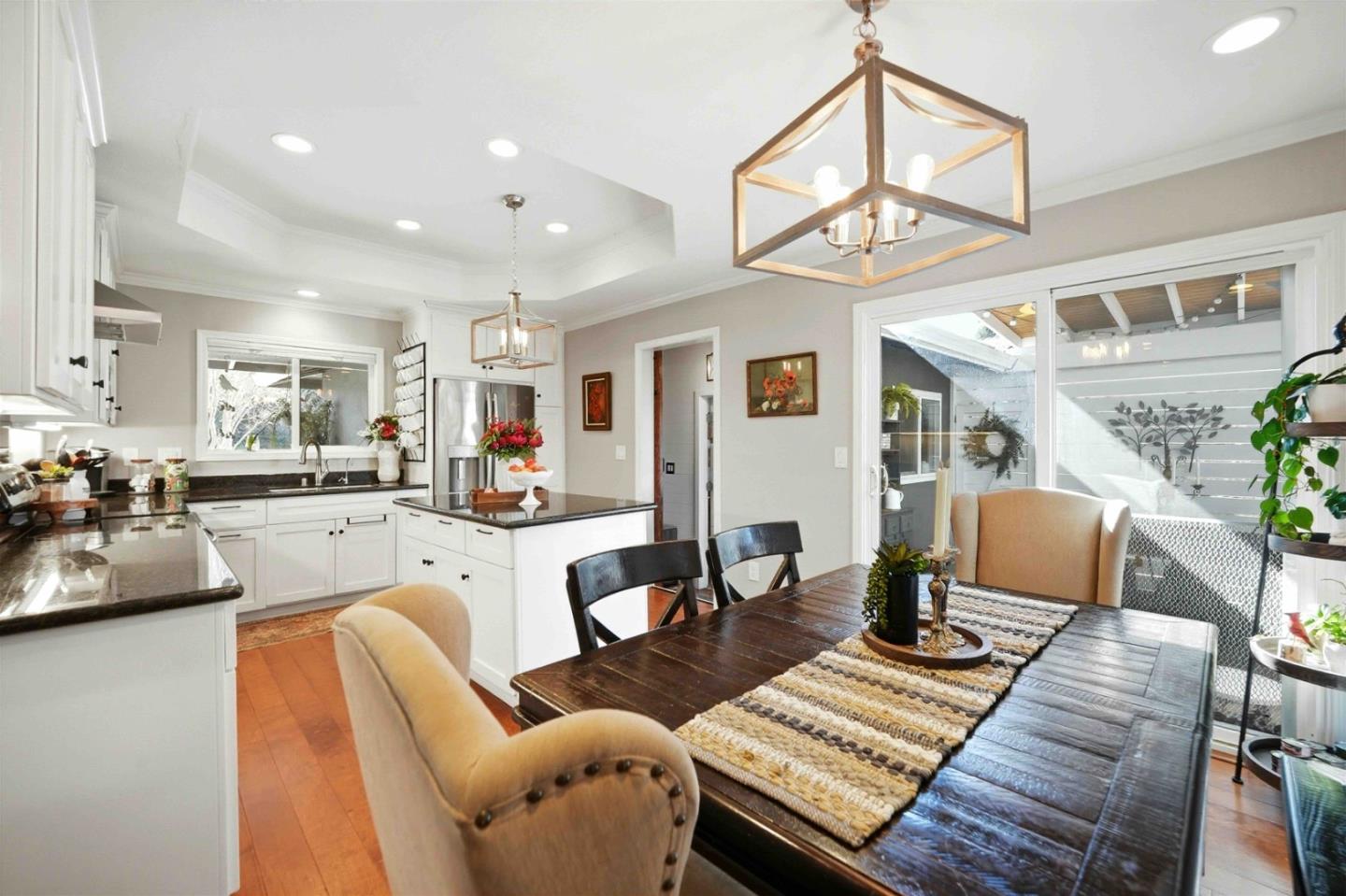 545 West Dunne Avenue