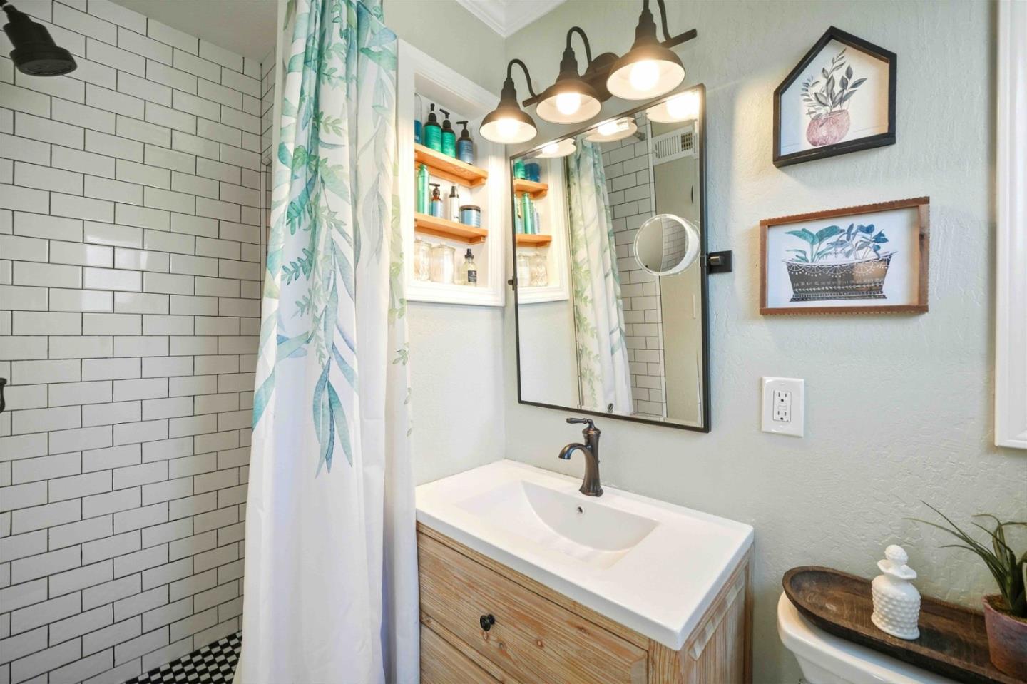 545 West Dunne Avenue