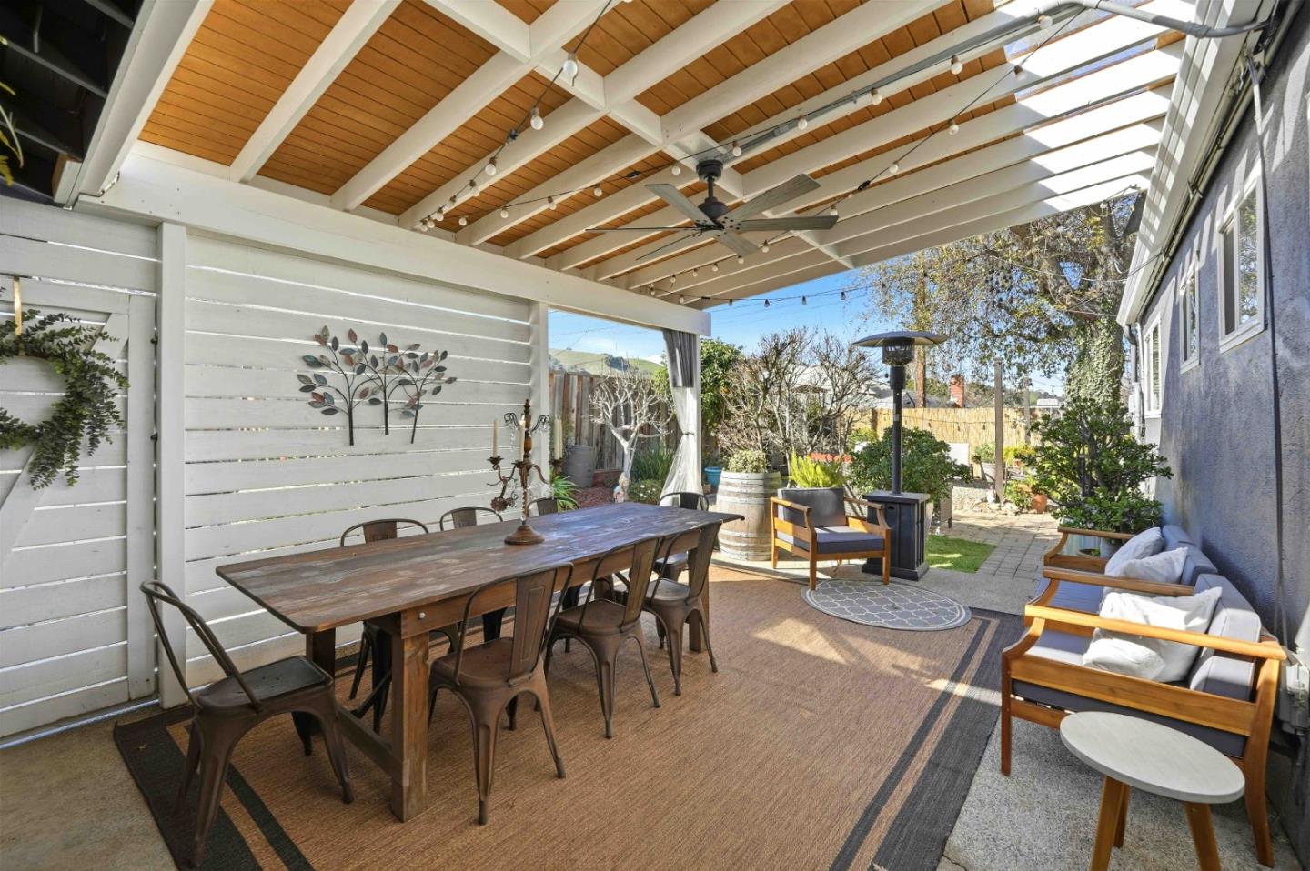 545 West Dunne Avenue