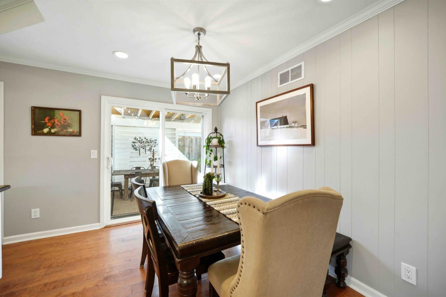 545 West Dunne Avenue