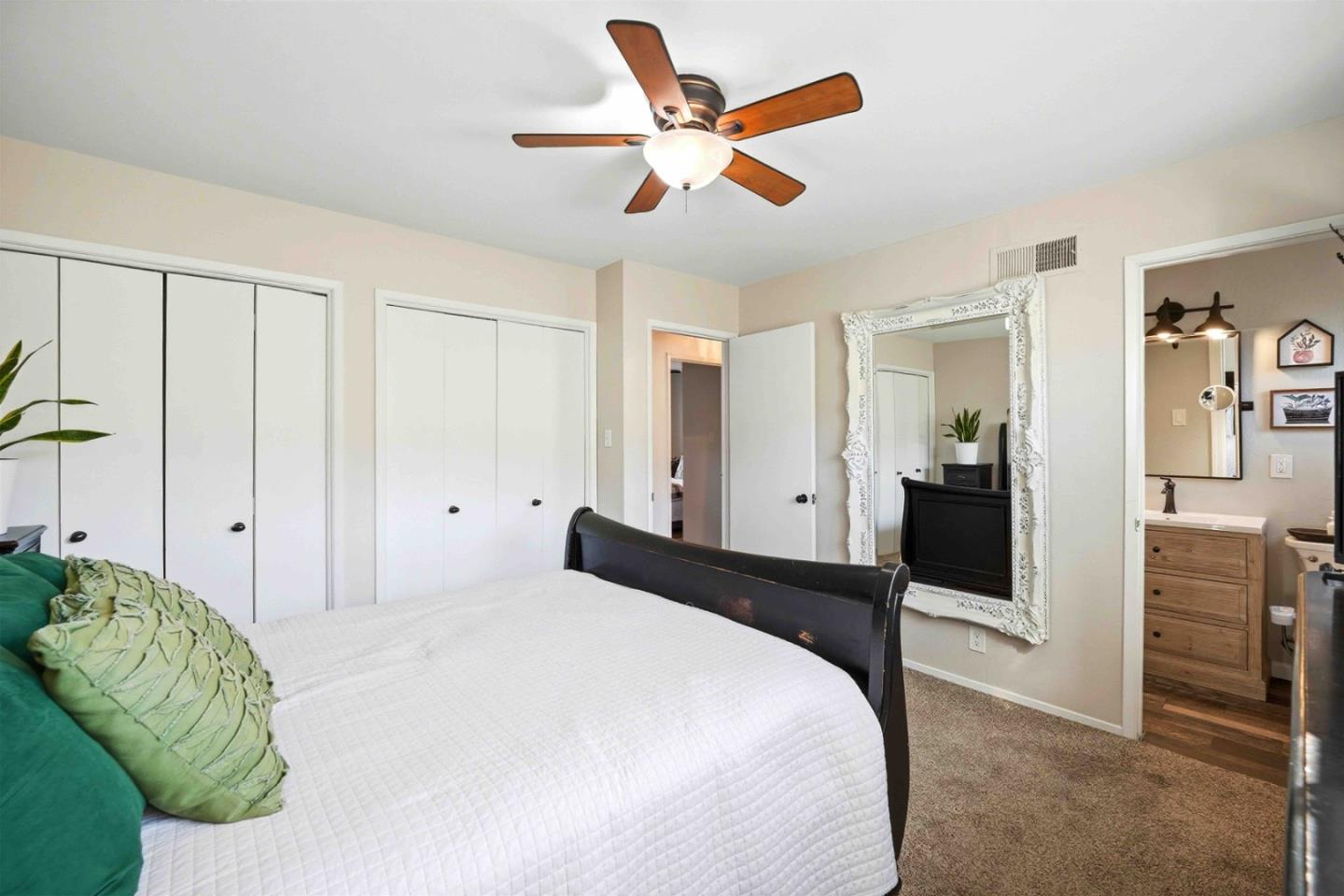 545 West Dunne Avenue