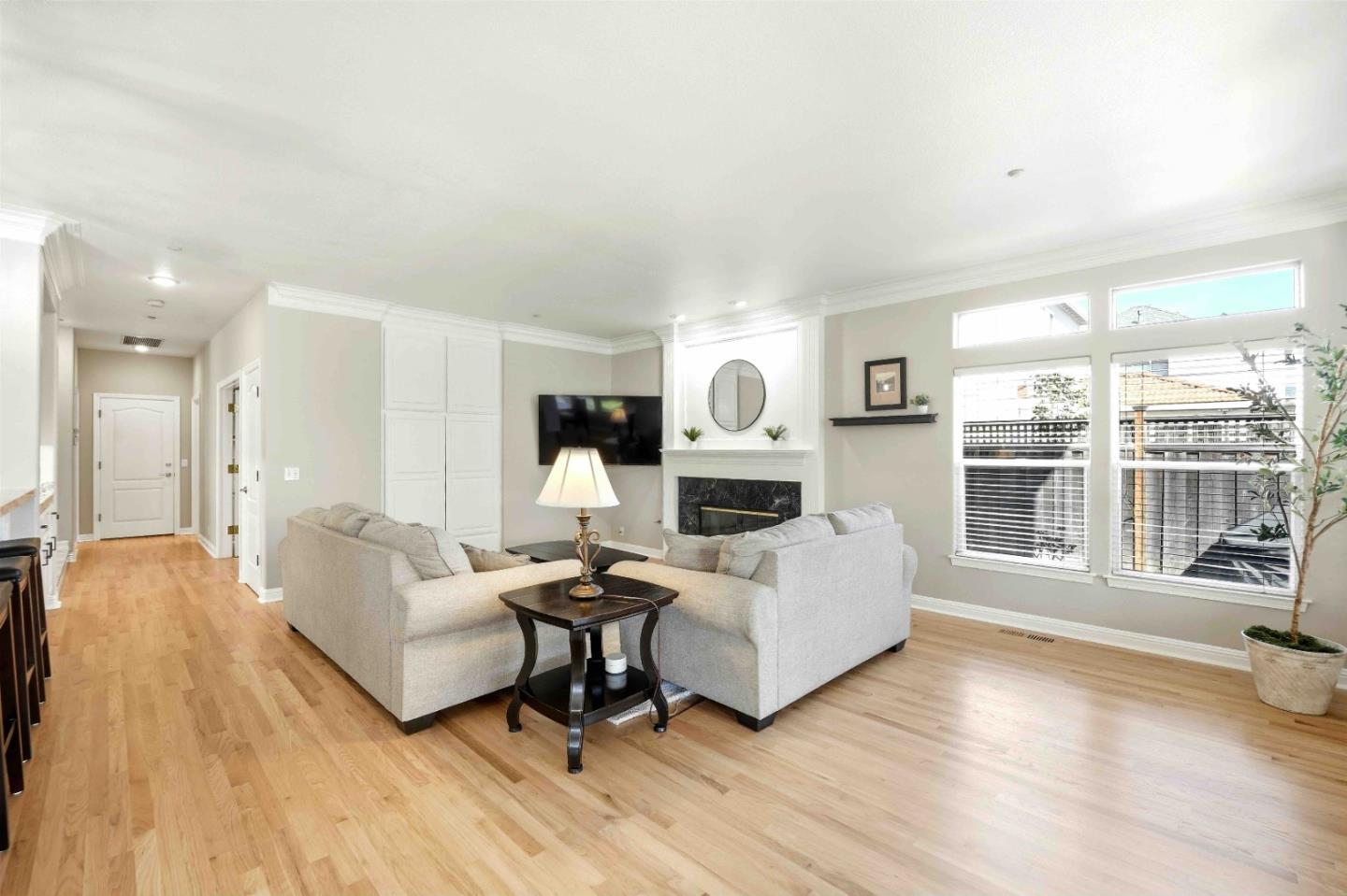 832 English Walnut Way