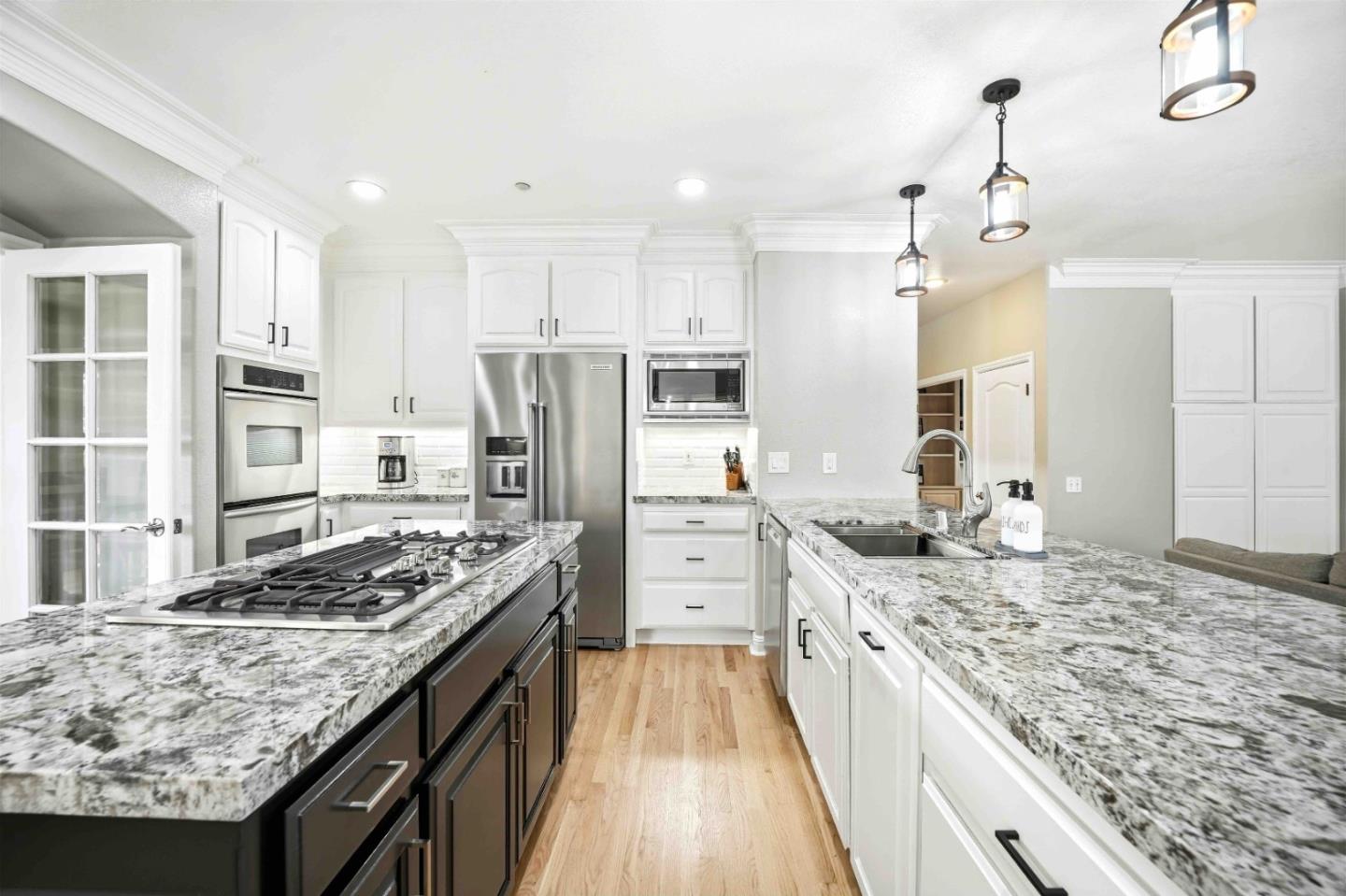 832 English Walnut Way