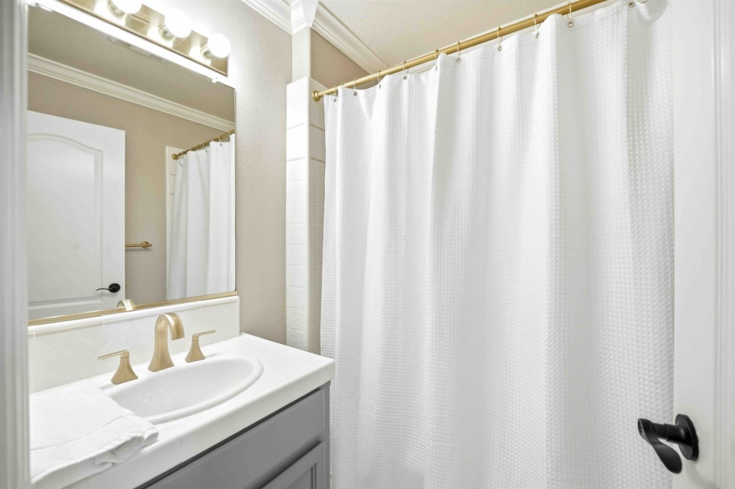 832 English Walnut Way