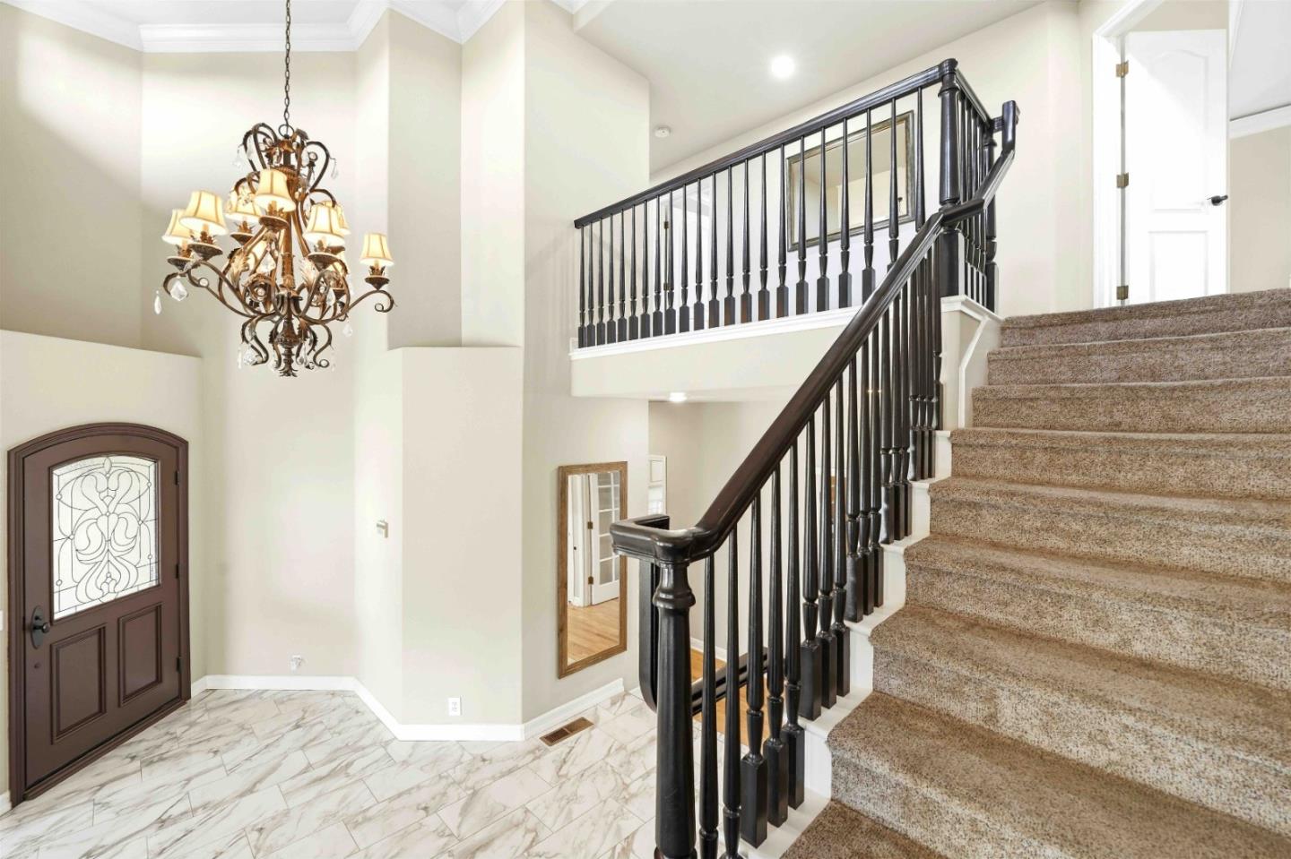 832 English Walnut Way