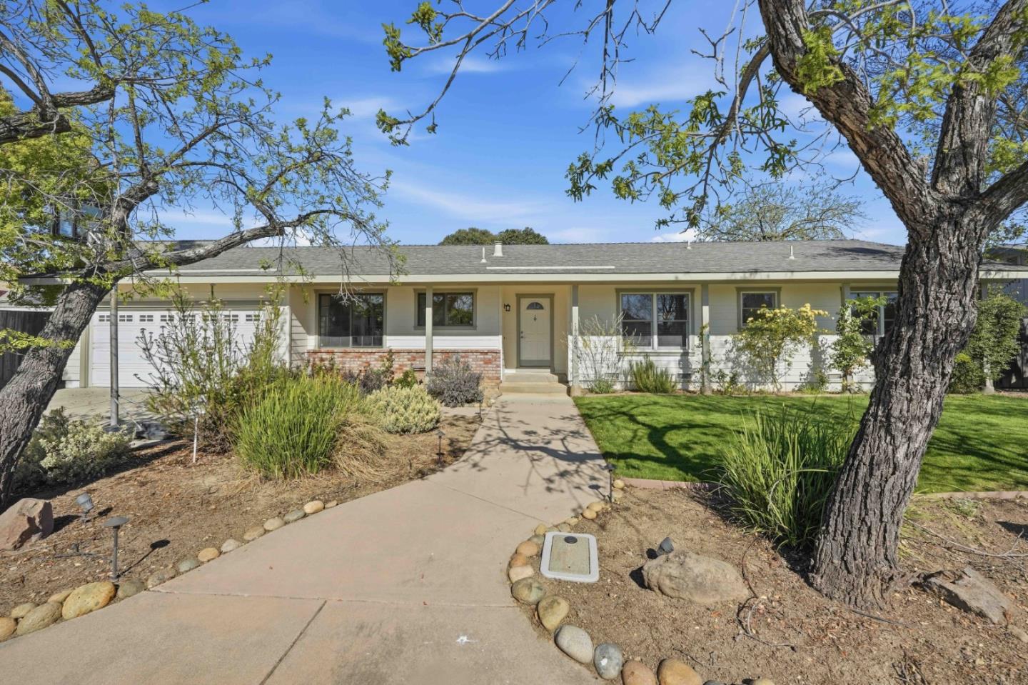 17266 James Lex Lane