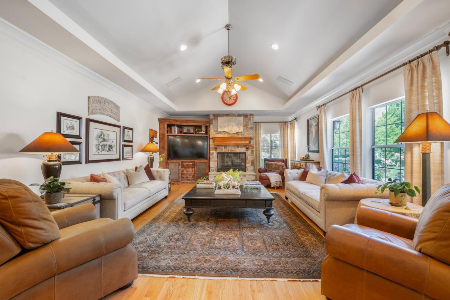 15209 Sycamore Drive