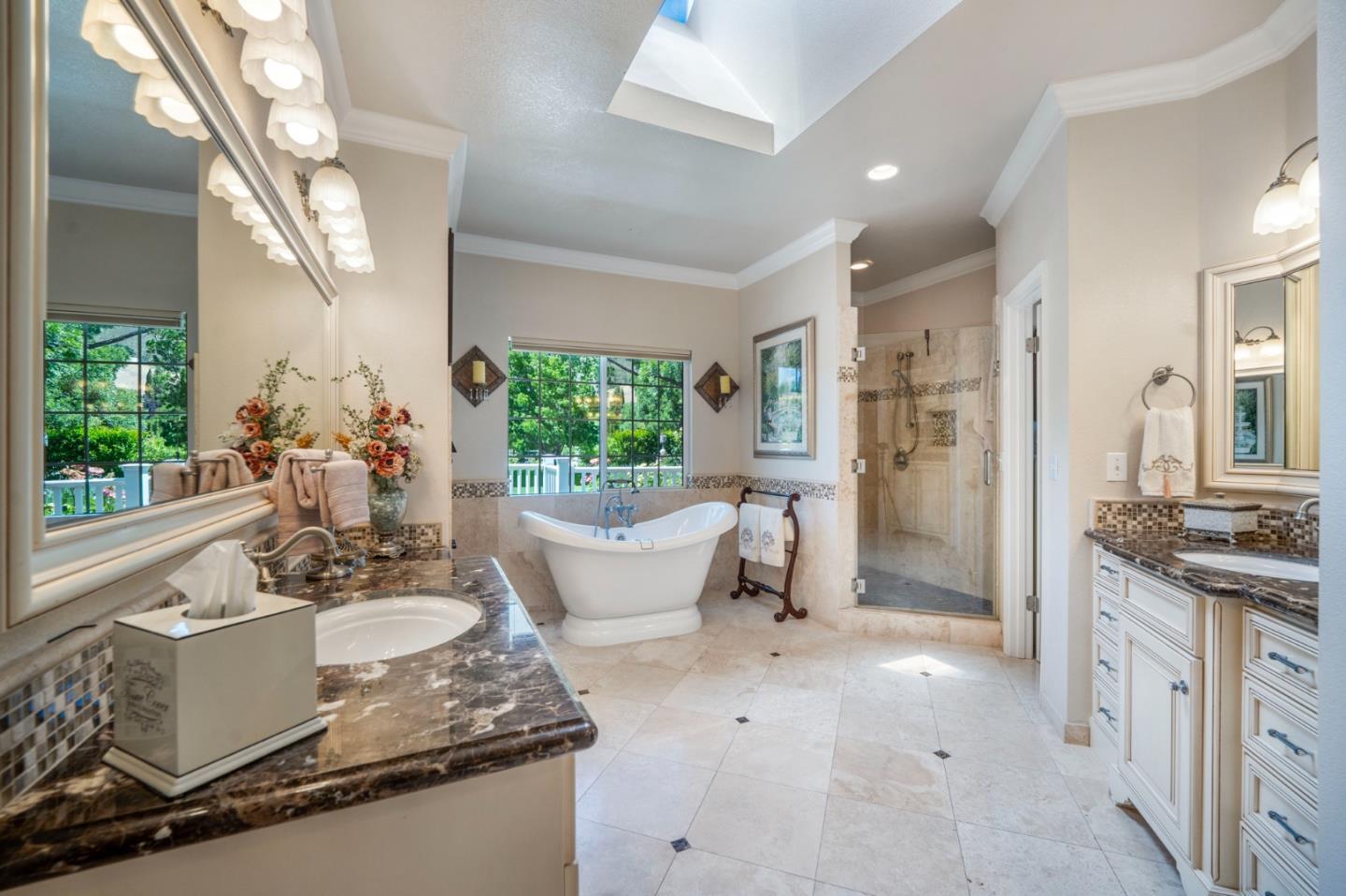 15209 Sycamore Drive