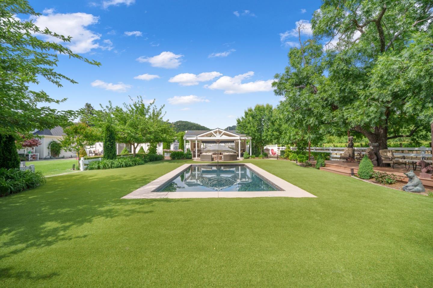 15209 Sycamore Drive