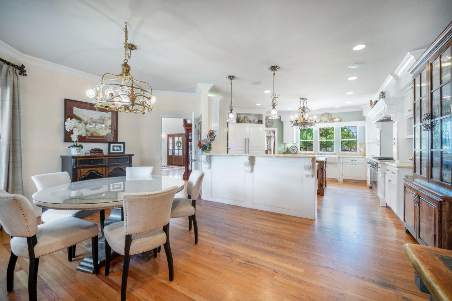 15209 Sycamore Drive