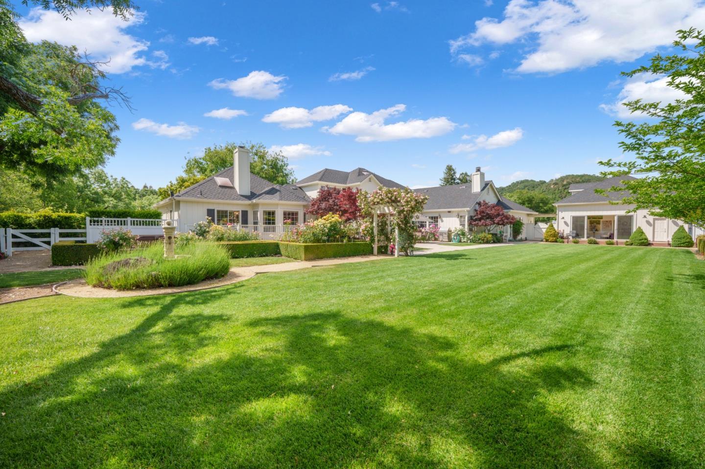 15209 Sycamore Drive