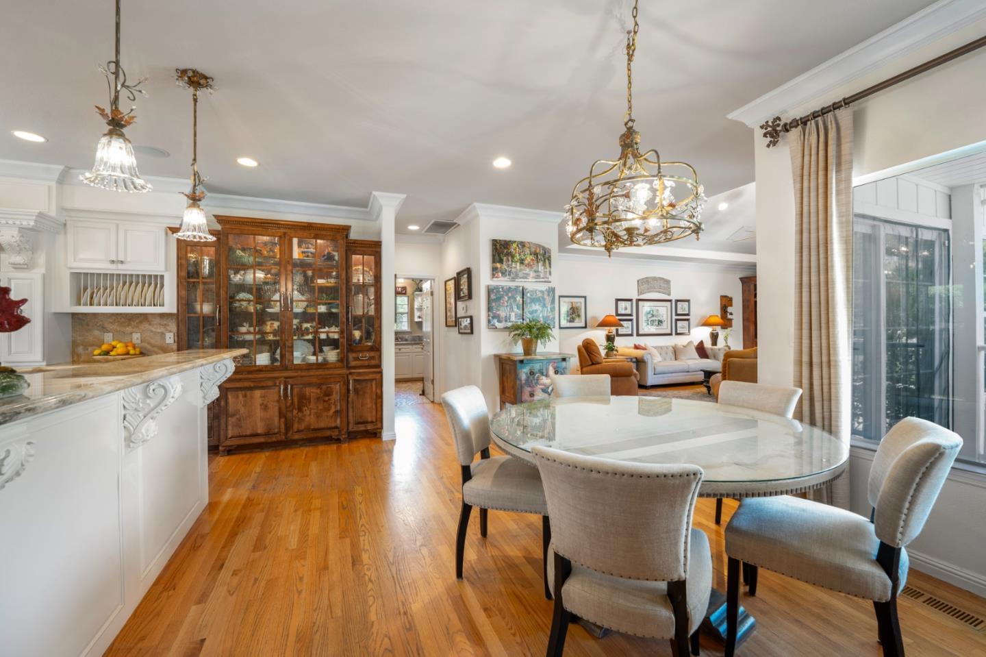 15209 Sycamore Drive