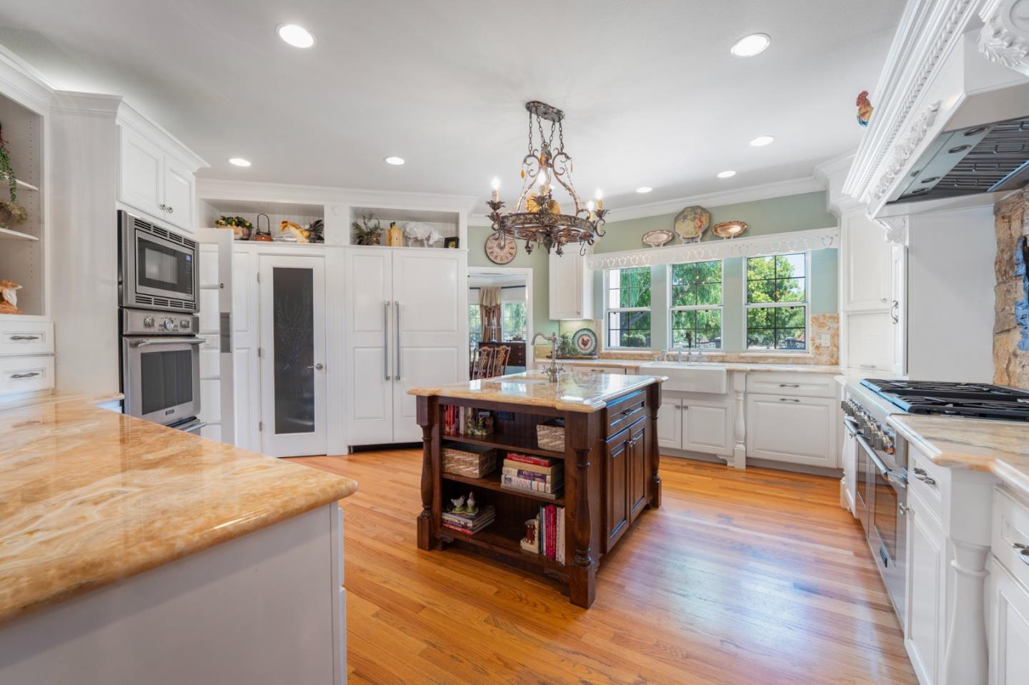 15209 Sycamore Drive