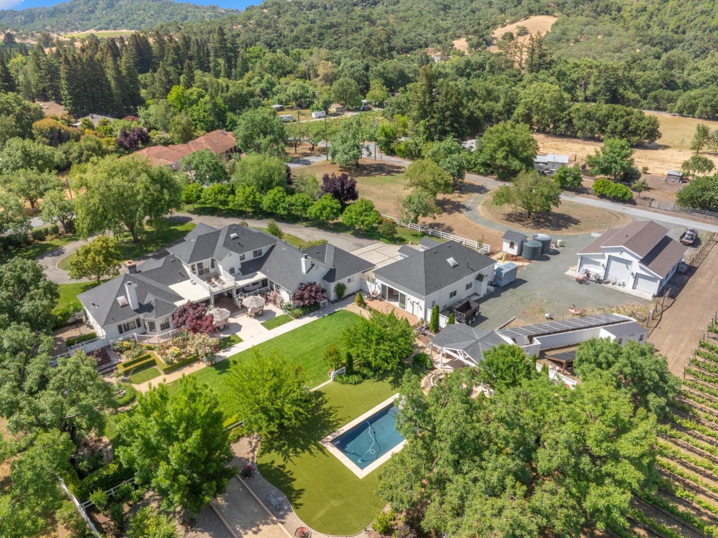 15209 Sycamore Drive