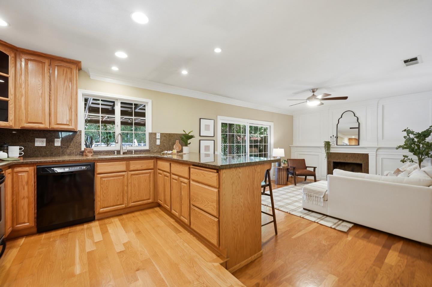 1065 Ortega CIR