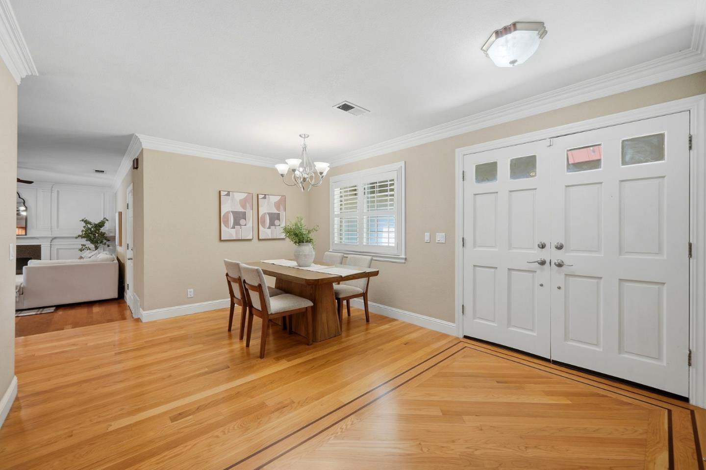 1065 Ortega CIR