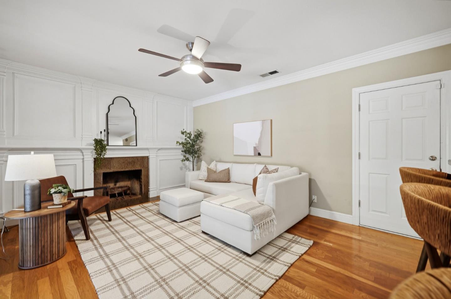 1065 Ortega CIR