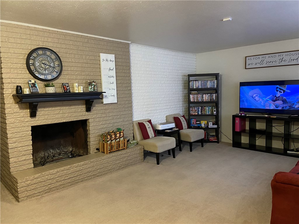 4829 Del Crest Drive