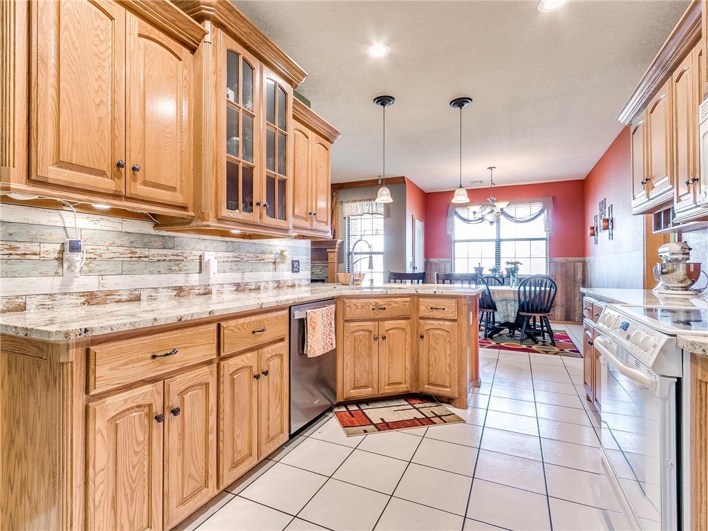 152 Cypress NW