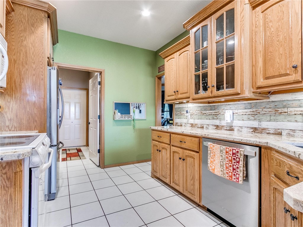 152 Cypress NW