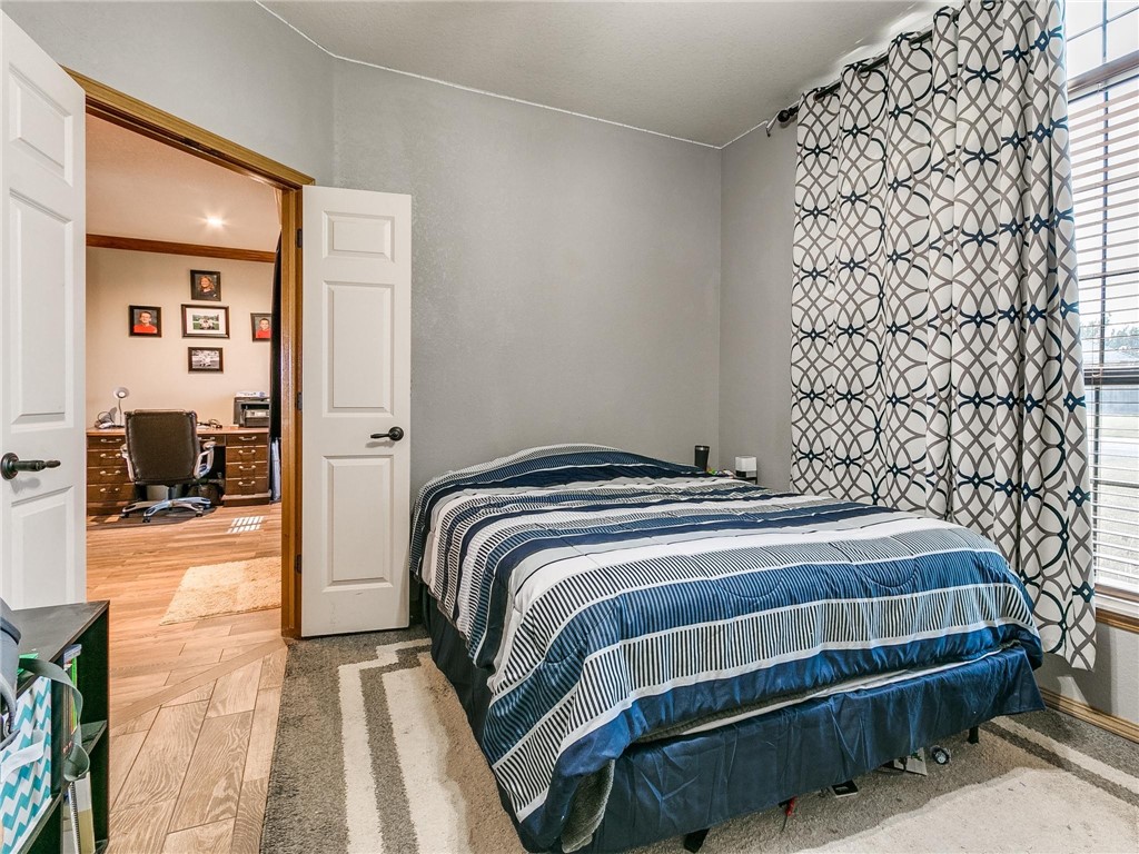 152 Cypress NW