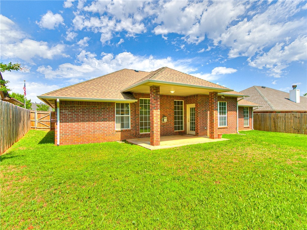 609 Bluegrass Lane