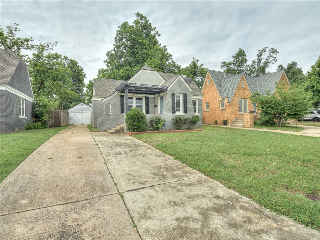 2748 NW 22 Street