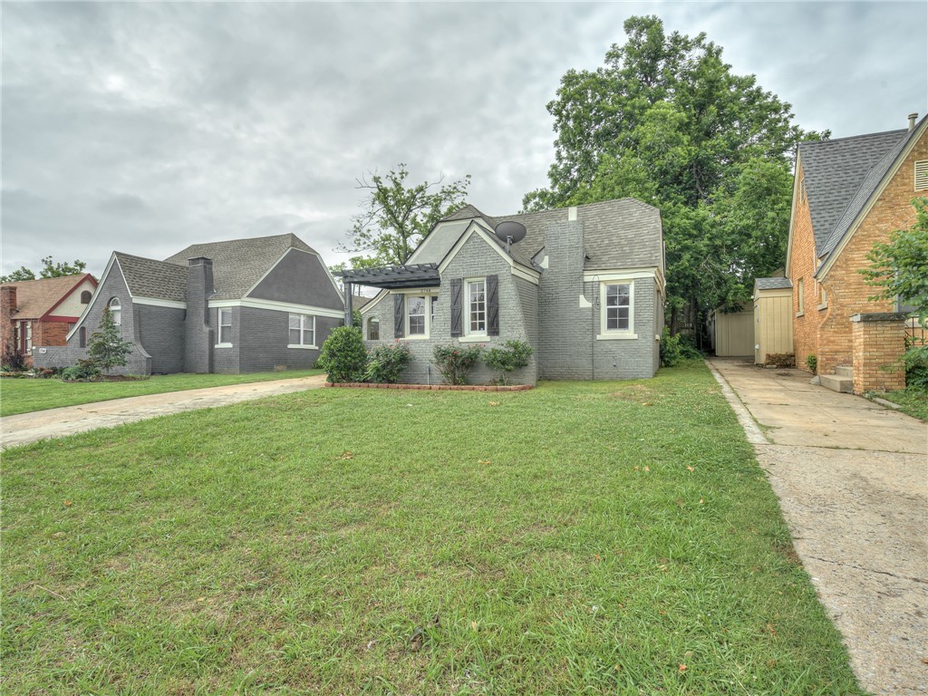2748 NW 22 Street