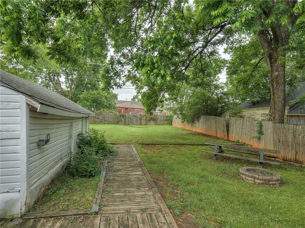 2748 NW 22 Street