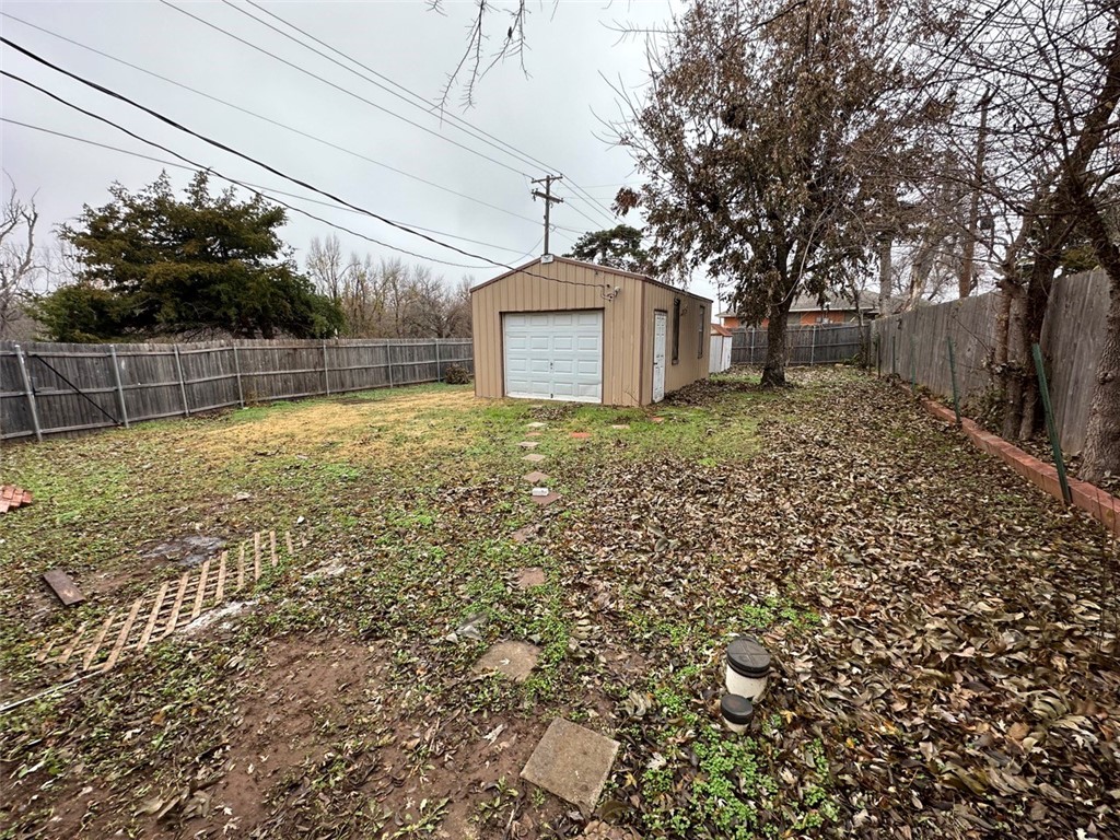 105 Garth Brooks Boulevard