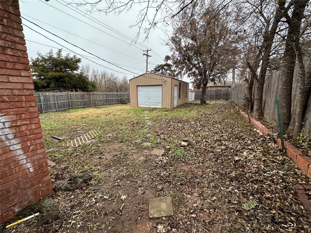 105 Garth Brooks Boulevard