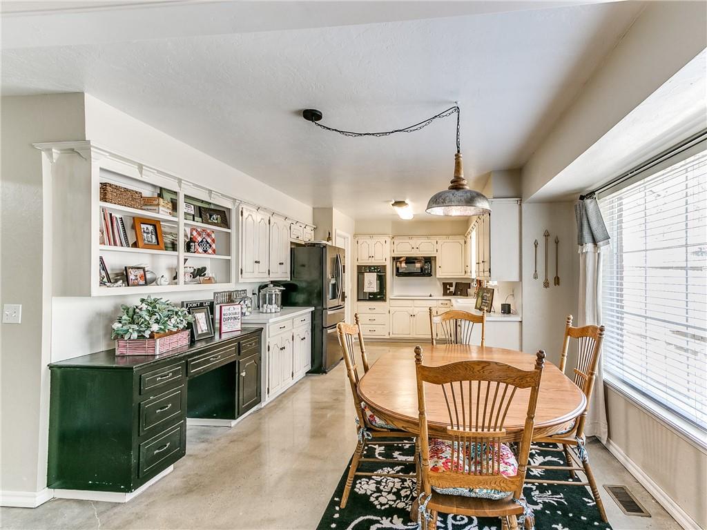 11804 Ashford Drive