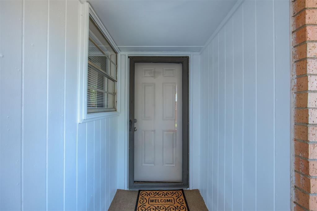 5204 Foster Drive