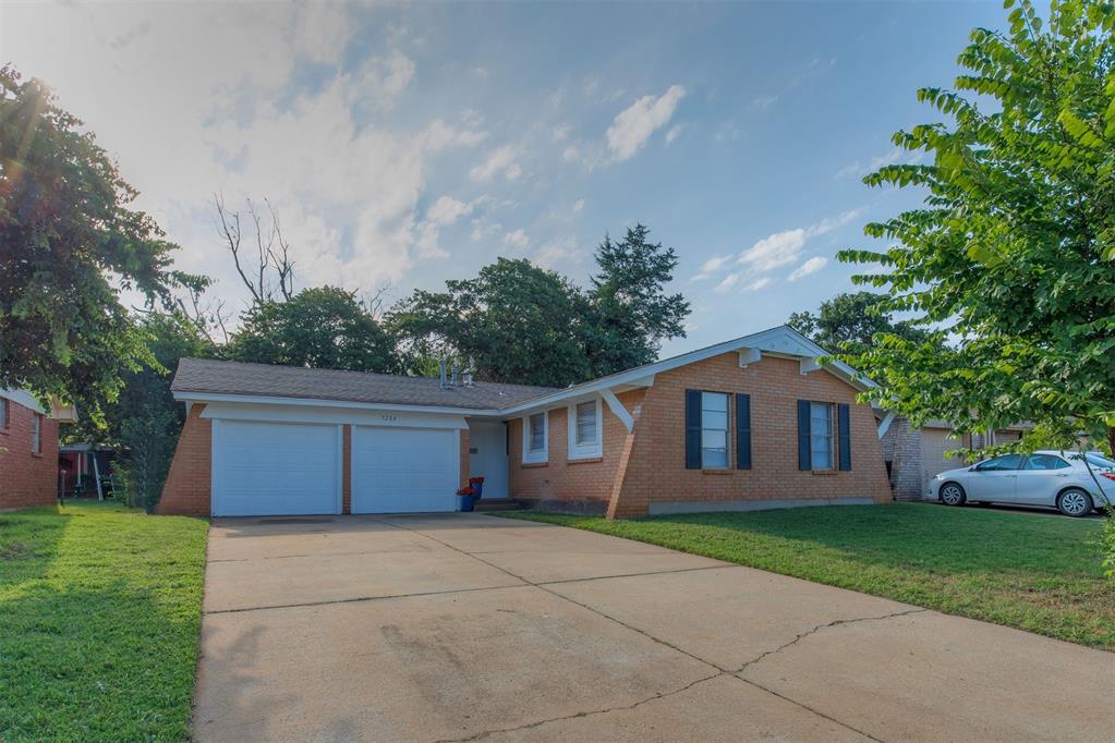 5204 Foster Drive