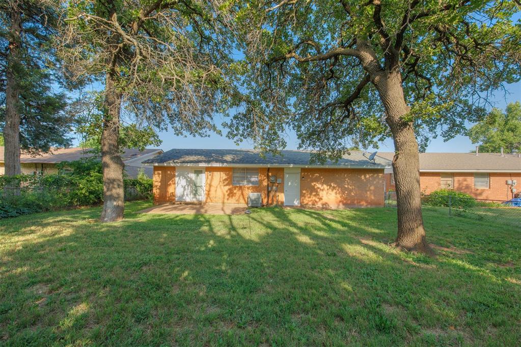 5204 Foster Drive