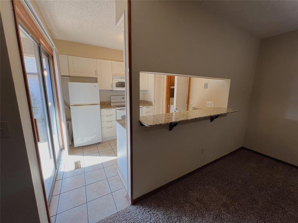 14148 Crossing Way East