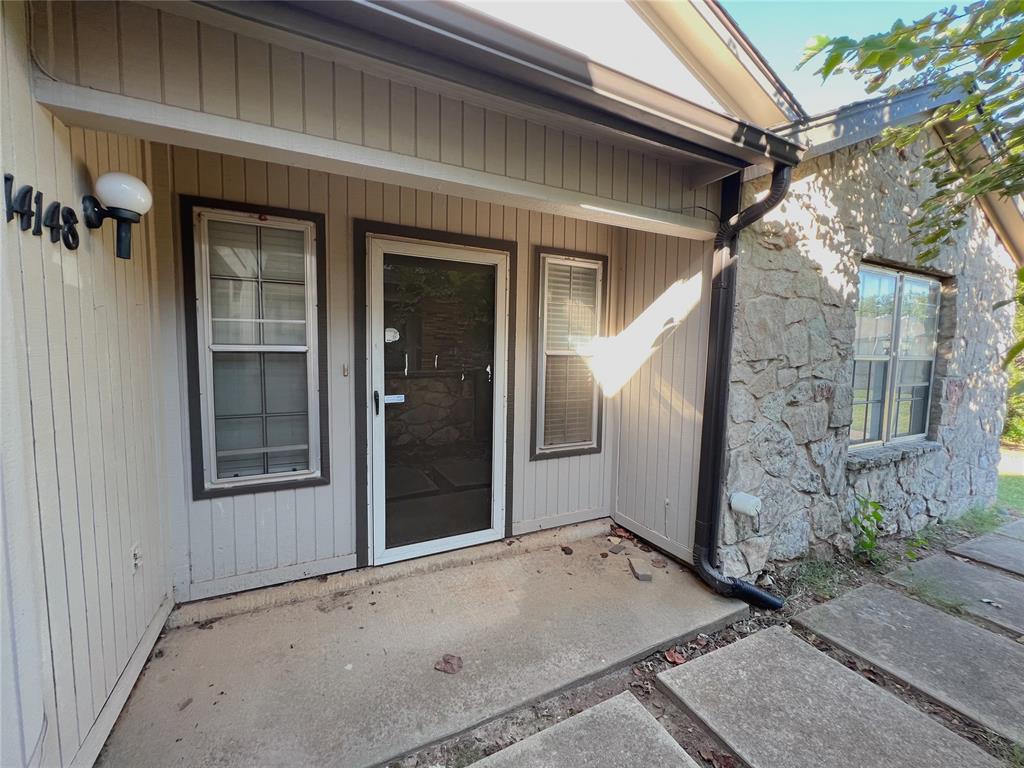 14148 Crossing Way East