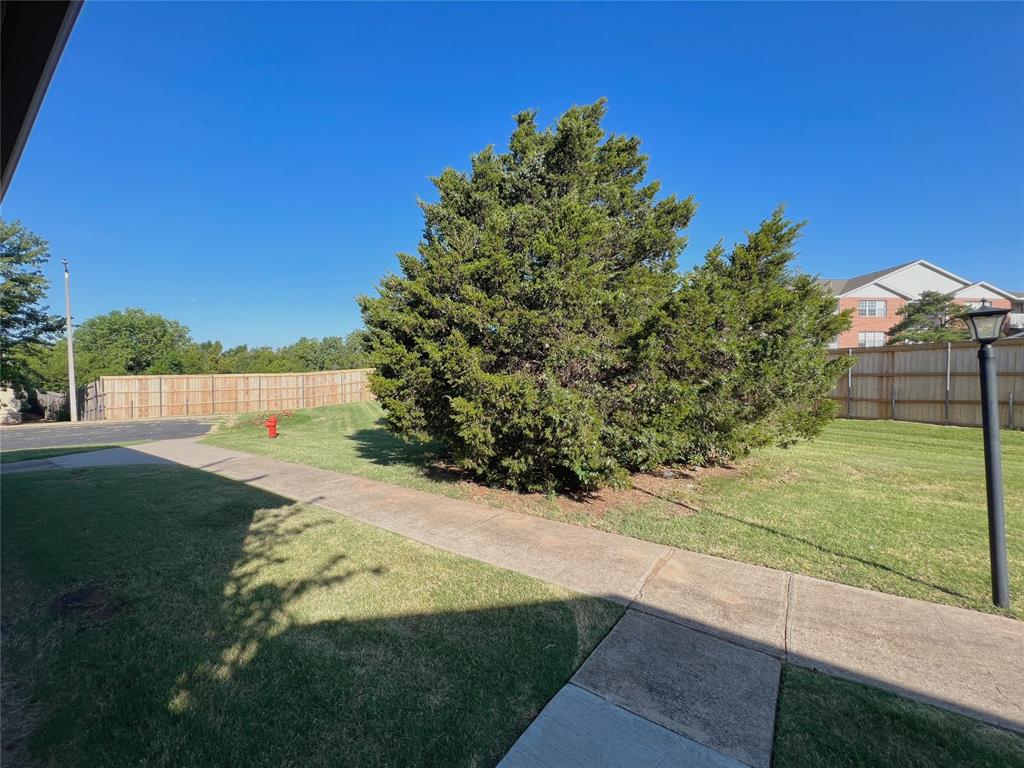 14148 Crossing Way East