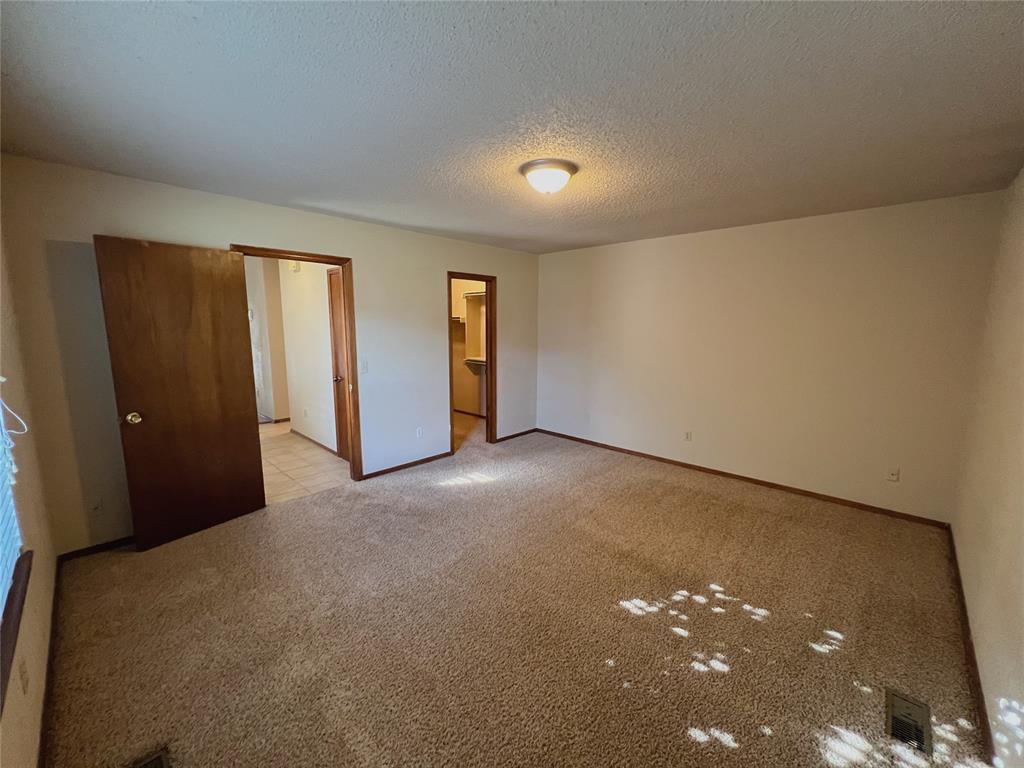 14148 Crossing Way East