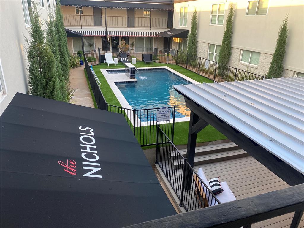 1110 Sherwood Lane 215