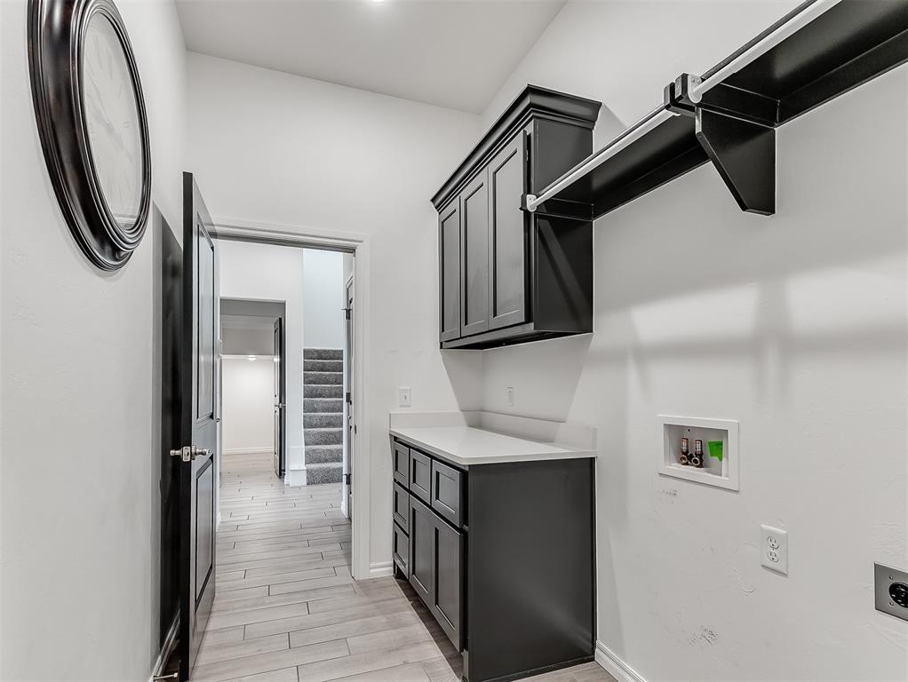 812 Chisholm Trail