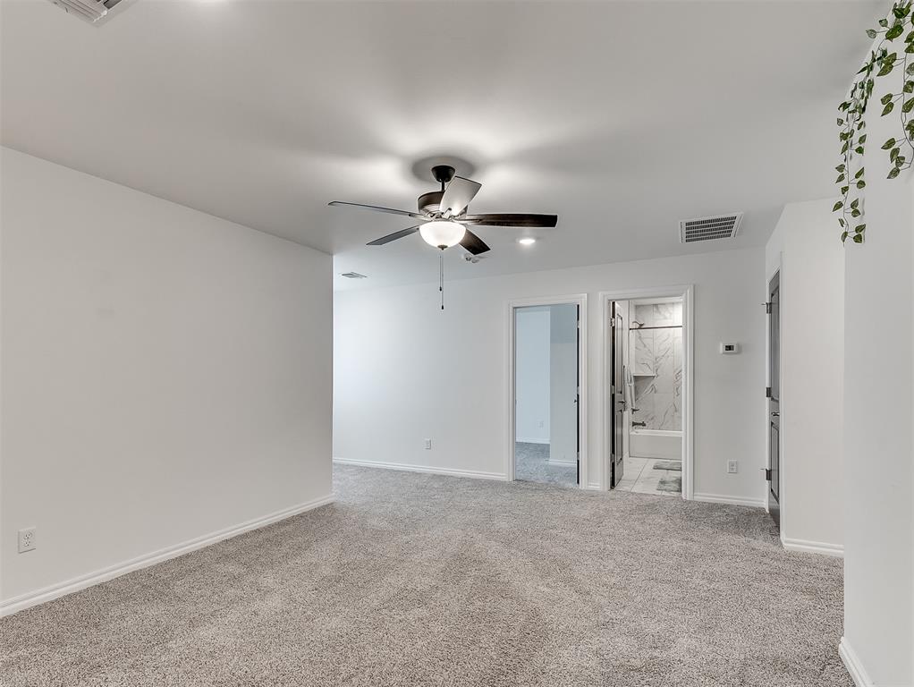 812 Chisholm Trail