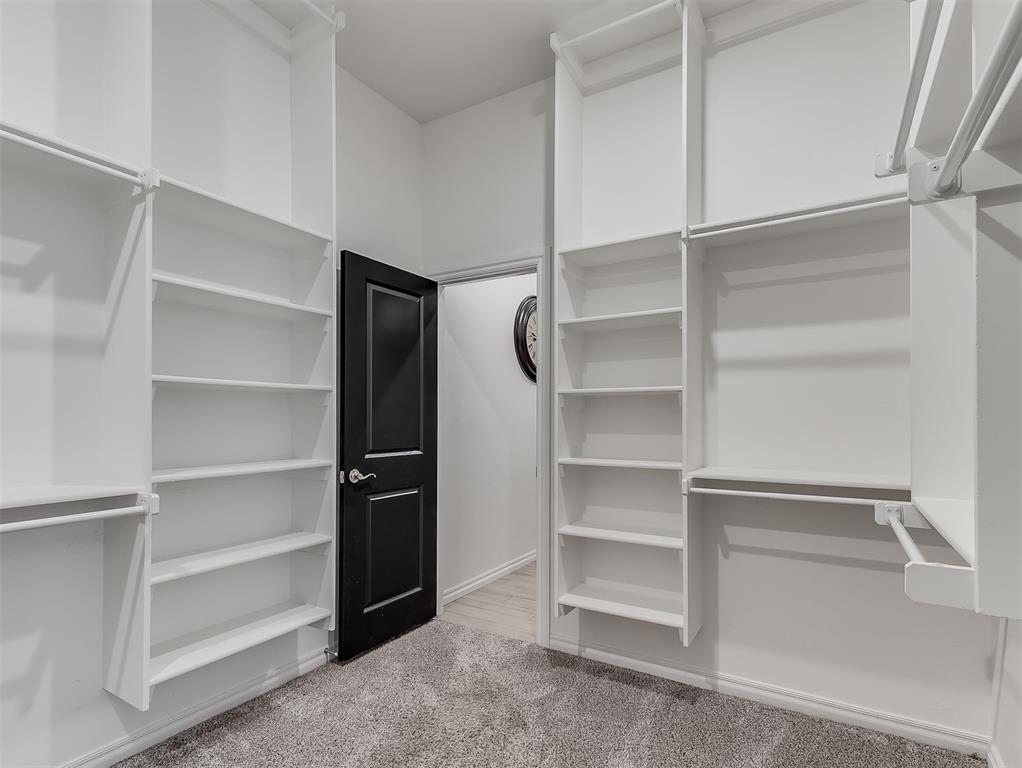 812 Chisholm Trail