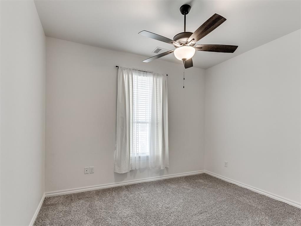 812 Chisholm Trail