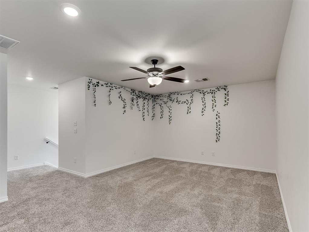 812 Chisholm Trail