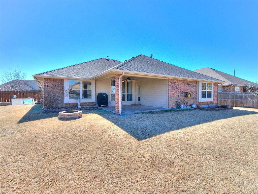 11217 NW 104th Street