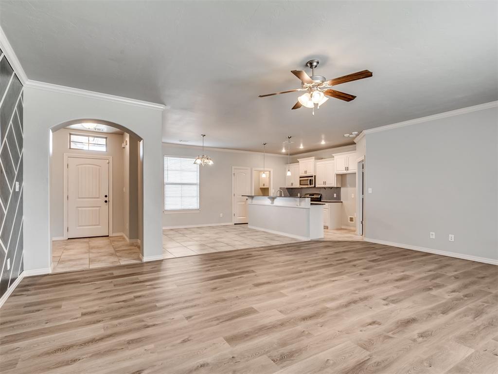 8208 NW 160th Terrace