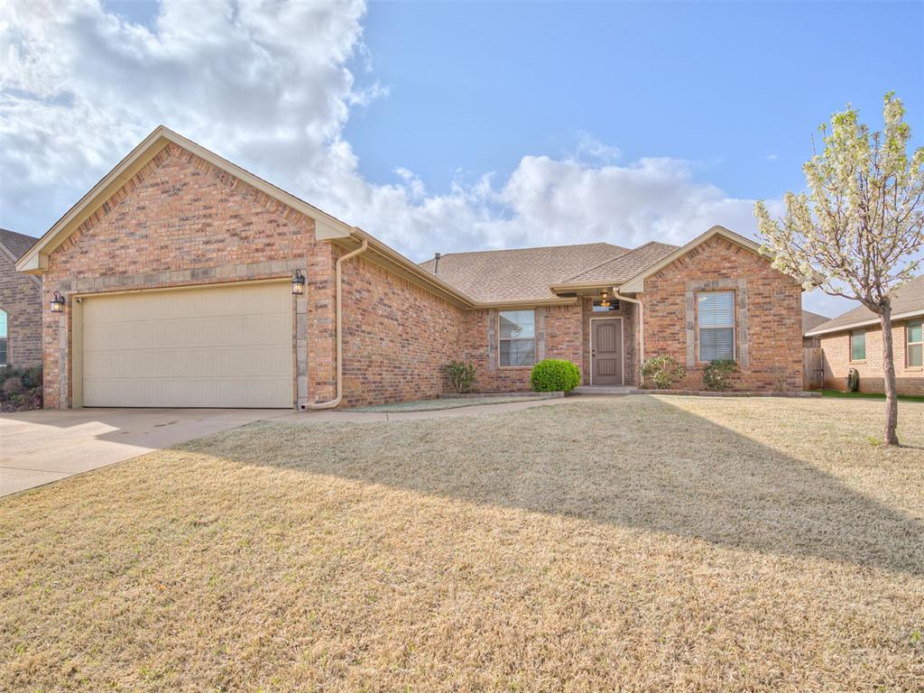 8208 NW 160th Terrace