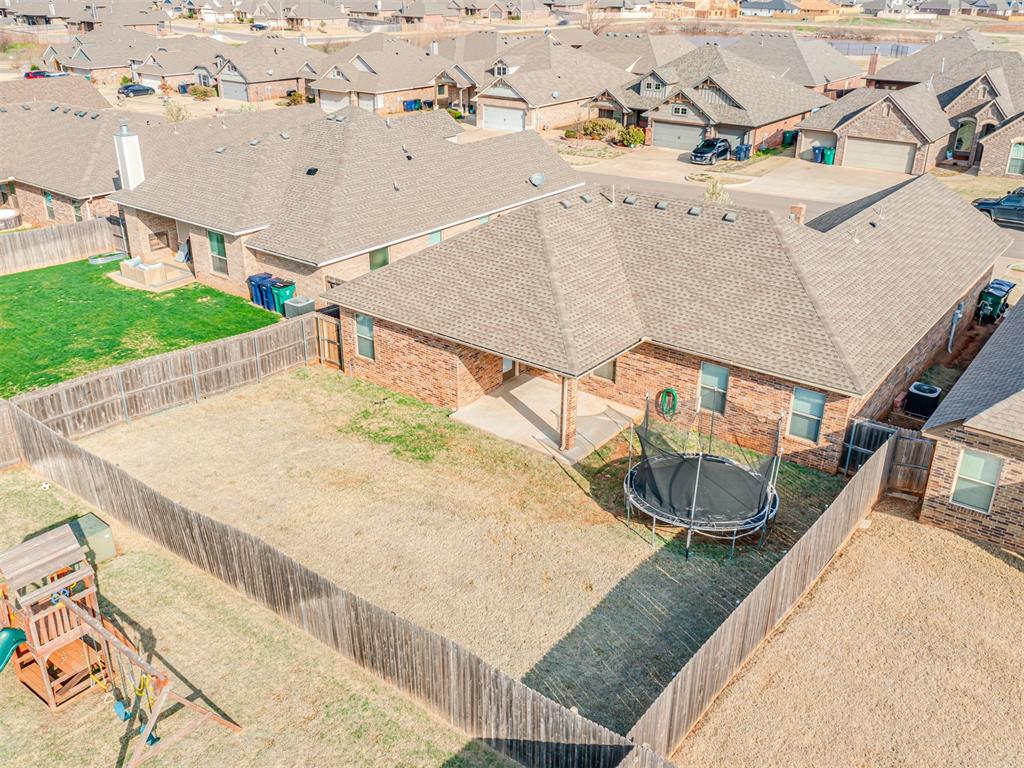 8208 NW 160th Terrace